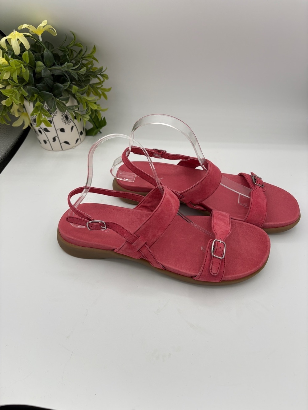 Walk Smart Comfort Suede Walk Women's Pink Adjustable Strap Sandals Size 11
